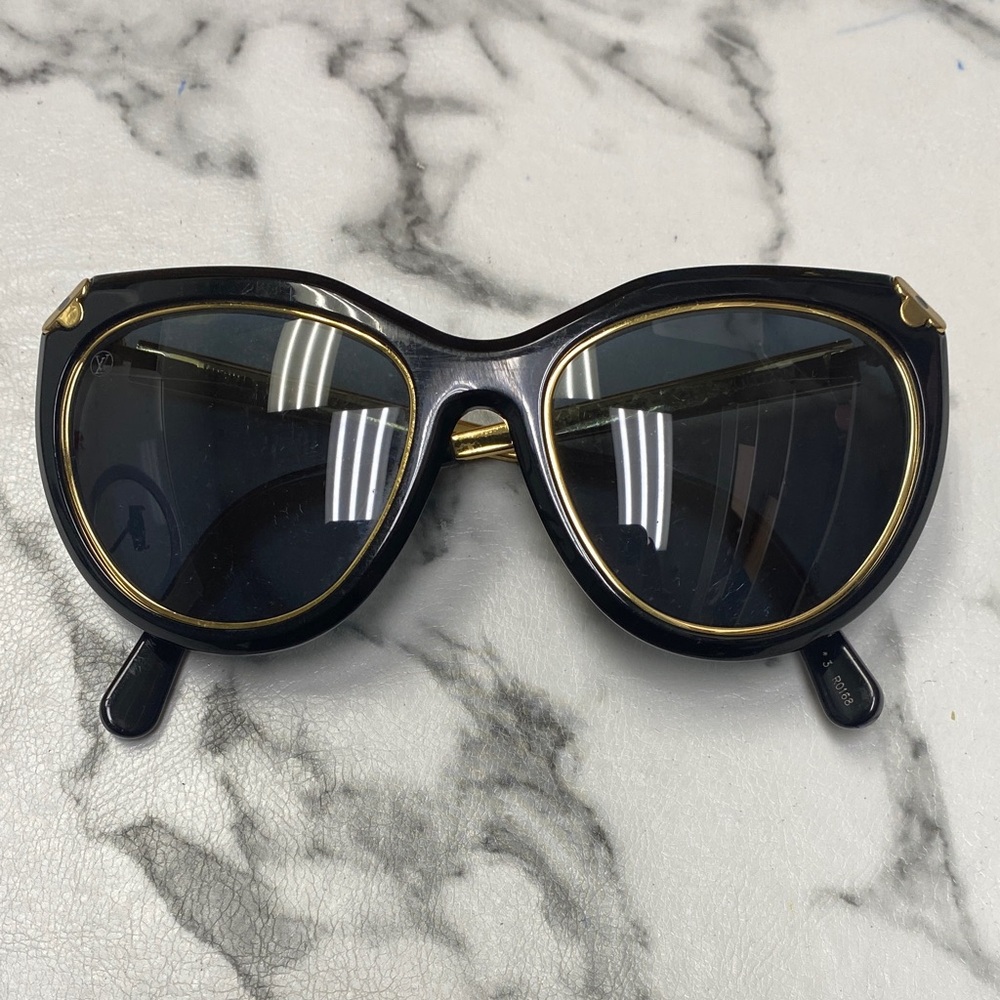 Louis Vuitton Sunglasses - Picture 2 of 12